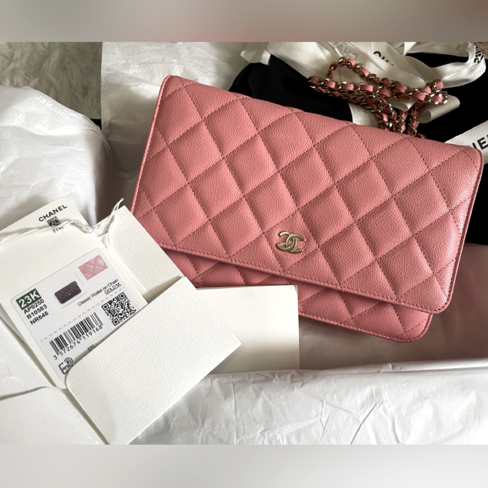 SOLD SOLD …… BNIB giftable 23k pink woc CHANEL LAST CALL ! Lower than retail